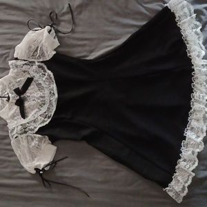 Blk/White Widow Lace Dress
